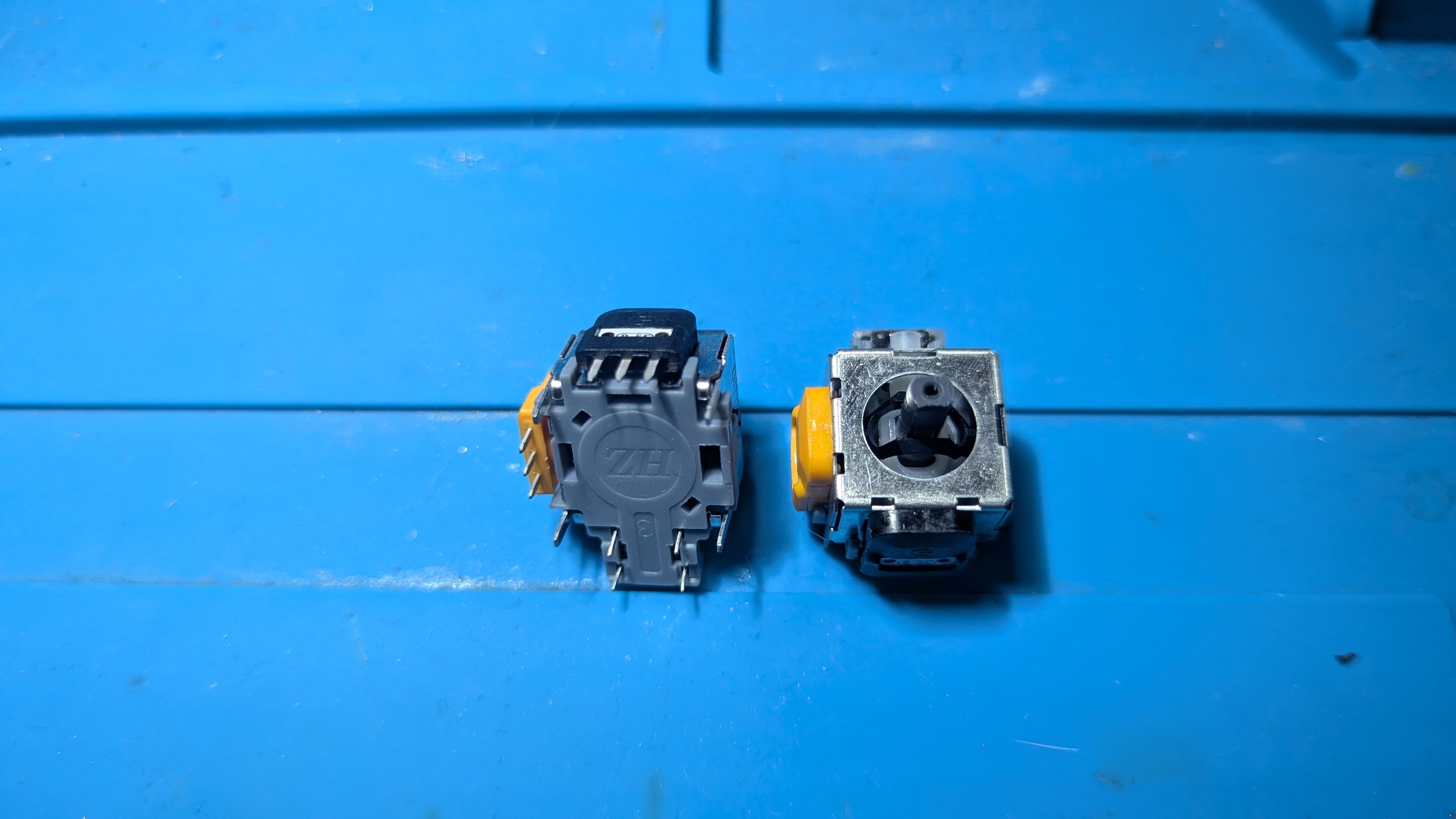 Hall Effect Elektromagnetisk Joystick för Xbox 360 (Anti-Drift / 10K ohm)