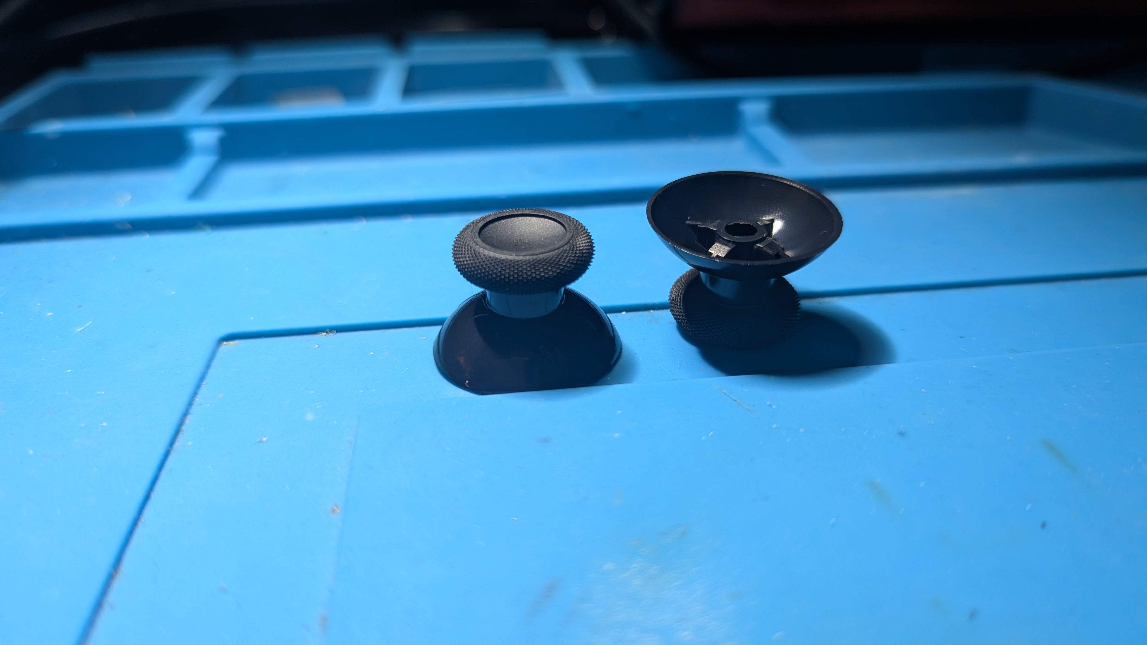 Premium Ersättningskåpor / Thumbstick Caps för Xbox One & Series X/S (2-pack)