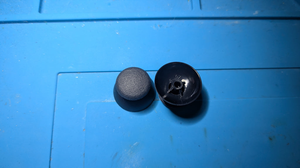 Premium Ersättningskåpor / Thumbstick Caps för PS1, PS2 & PS3 (2-pack)