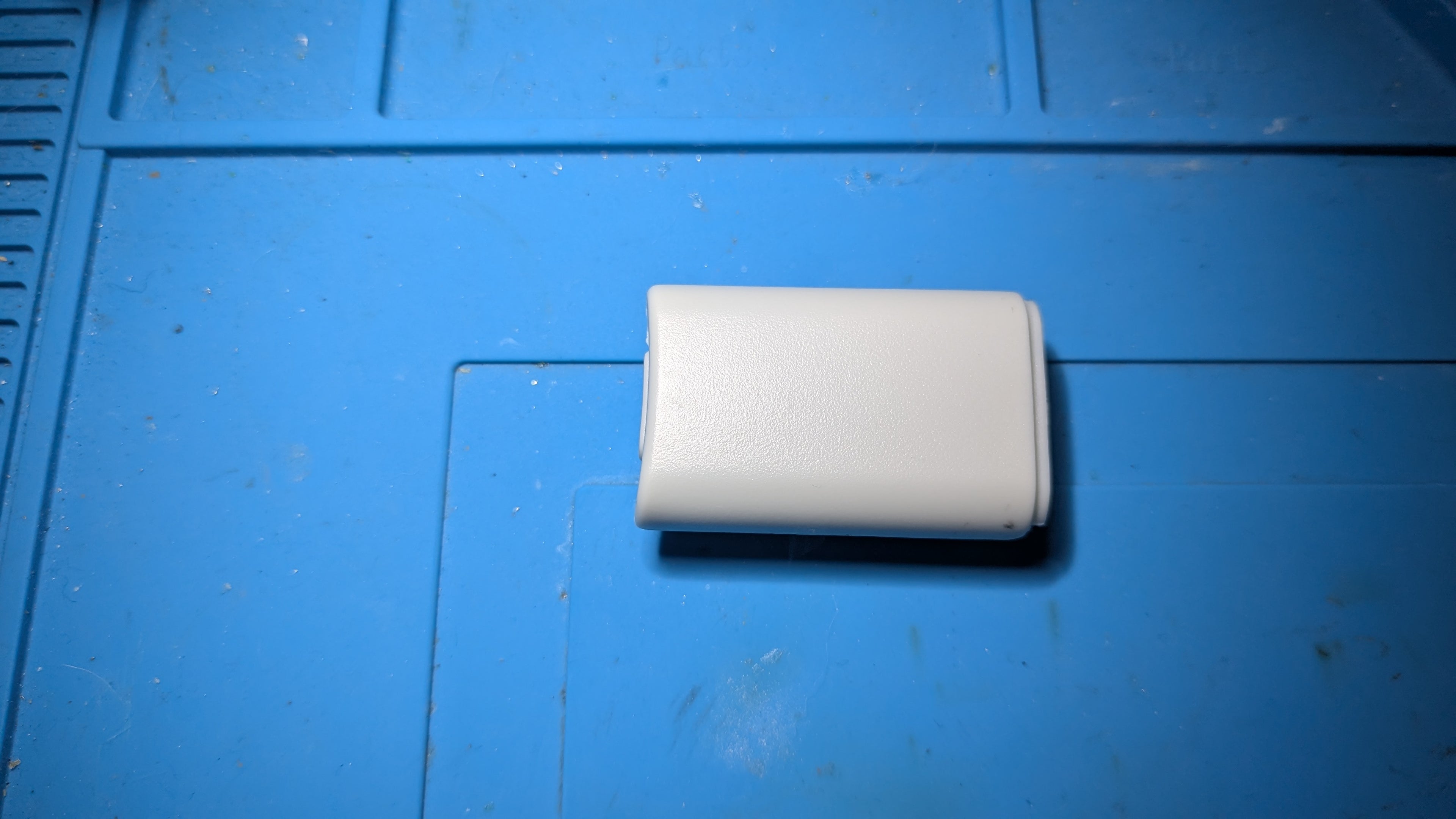 Batterilucka / Batterihållare för Xbox 360 Trådlös Kontroll (AA-batterier) - Vit