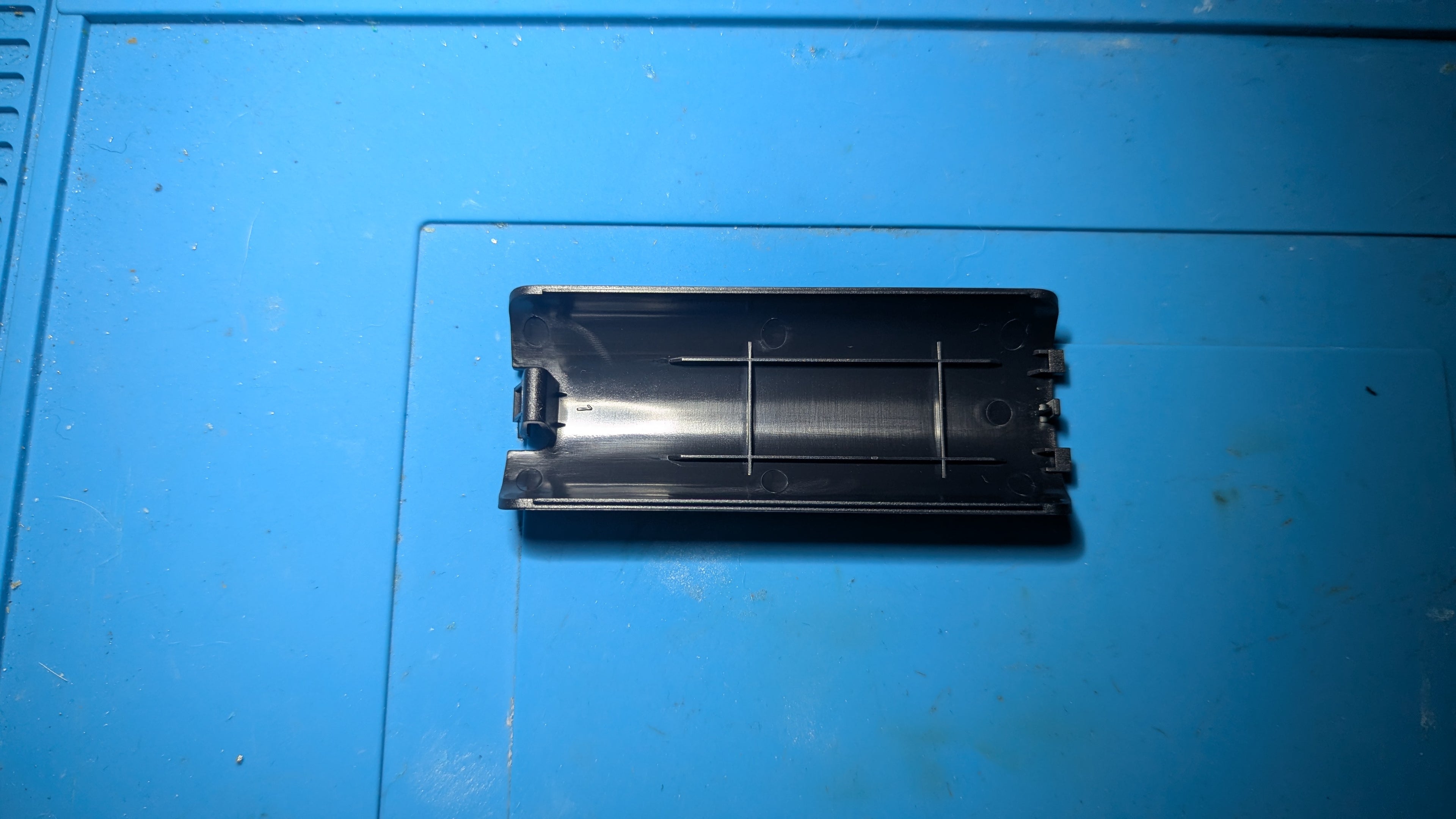 Batterilucka / Batterilock för Nintendo Wii Remote (Wiimote) – Svart